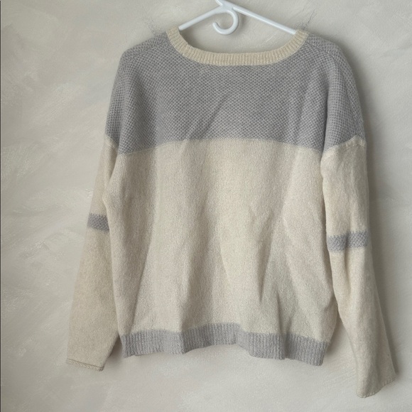 Duffy two-tone grey cream merino alpaca mohair blend cozy boxy sweater size L - Picture 5 of 5
